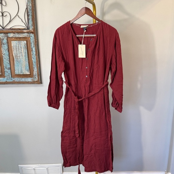 Universal Thread Dresses & Skirts - Universal Thread Wine Red Textured Button-Up Midi Dress
